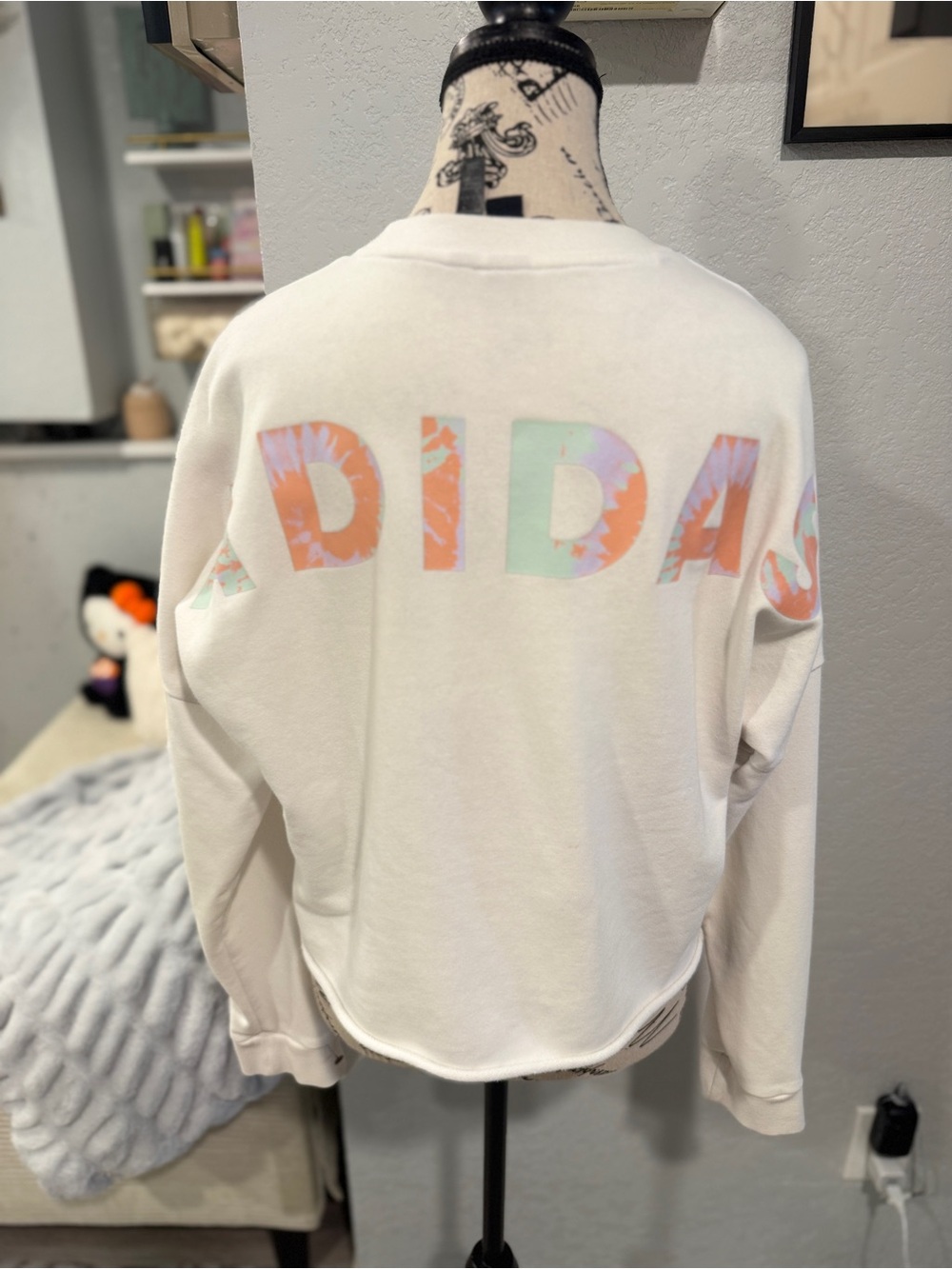 adidas Girls Long Sleeve Shirt Youth L 16-18 Sport Gameday Pastel Graphic - Picture 5 of 10